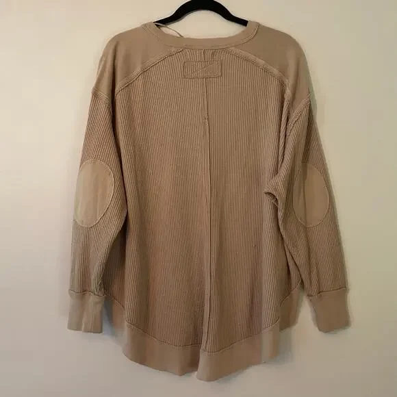 We The Free Pink V-neck Thermal Henley Top Oversized Lounge Women's size Small - Picture 5 of 8